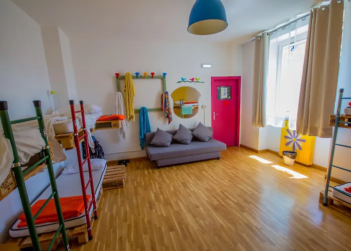 Eco Floreale Auberge de jeunesse